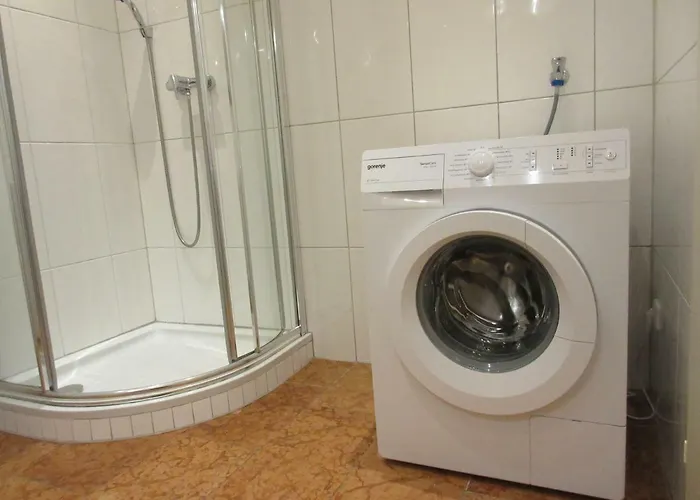 Home Apartments *