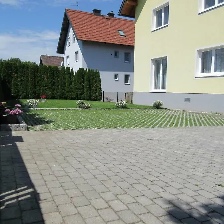 Apartmán Home Apartments