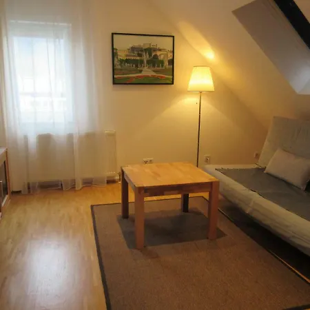 Apartmán Home Apartments *